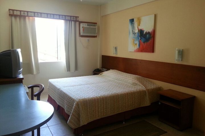 Room 4 of 50