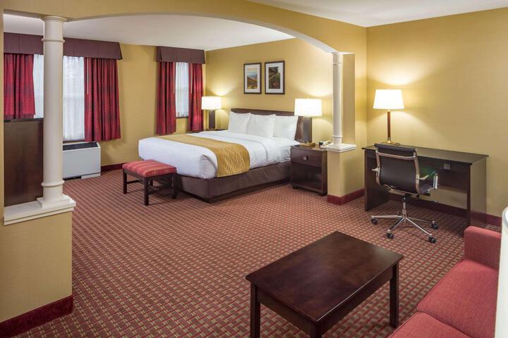 1 King Bed (9 of 13)