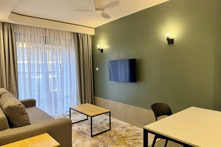 Room 18 of 30
