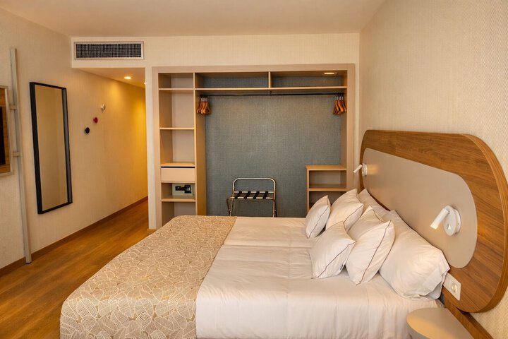 Room 17 of 70