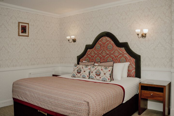 Room 77 of 174