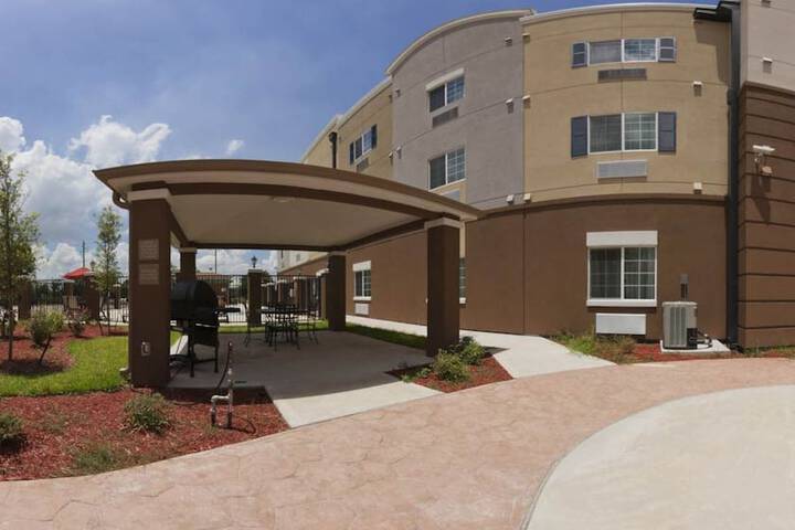 BBQ/picnic area