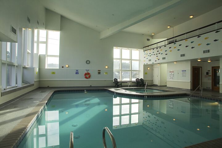 Pool 70 of 101
