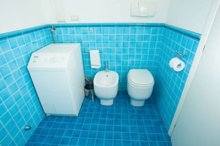 Room 14 of 173