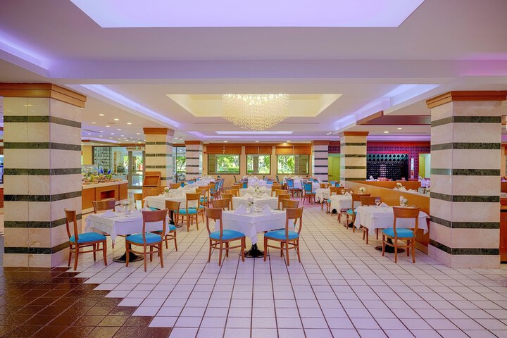 Dining 177 of 321