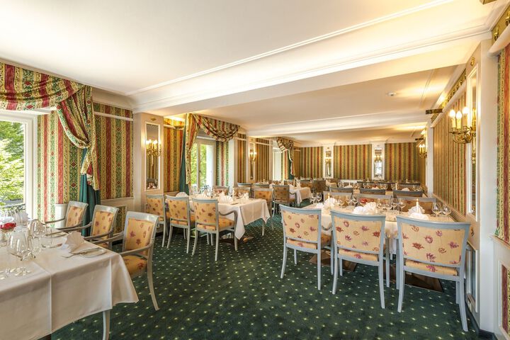 Dining 113 of 146