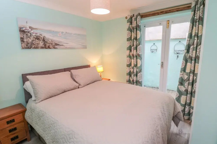 Room 3 of 19