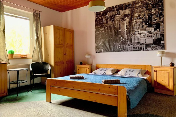 Room 7 of 31