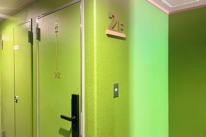 Room 38 of 149