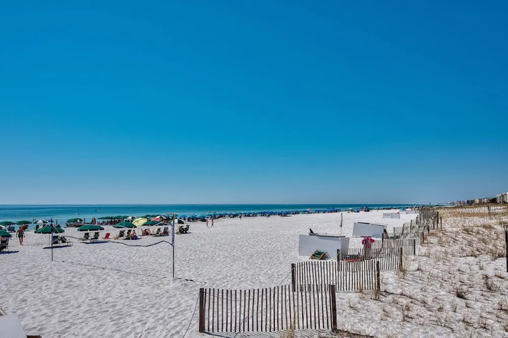 Beach 18 of 29