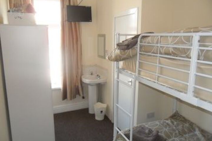 Room 8 of 24