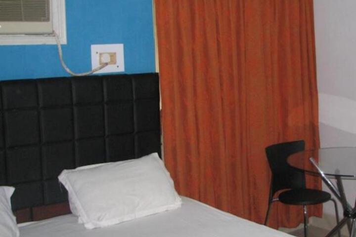 Room 3 of 5