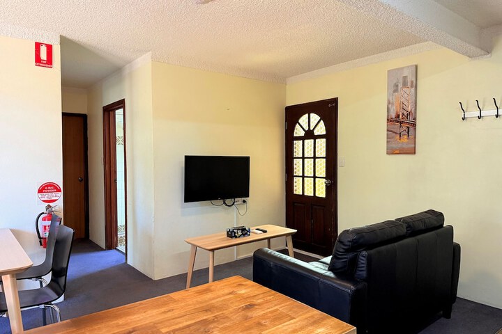 Room 42 of 74