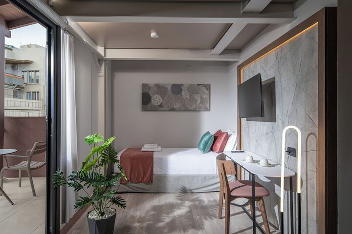Room 5 of 50