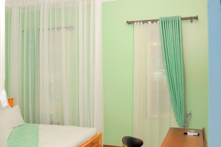 country sights Hotel Bulisa