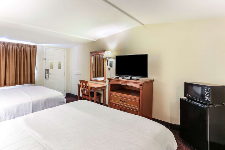Room 7 of 30