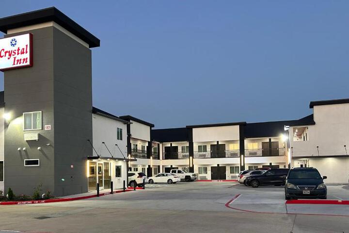 Crystal Inn Gessner- Near Sam Houston Racepark in Houston, TX