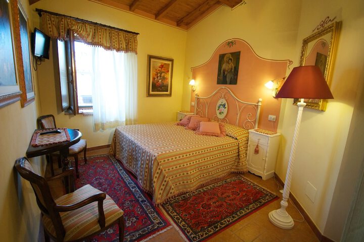 Room 55 of 118