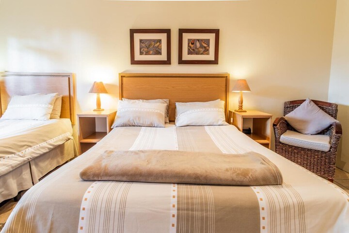 Room 28 of 61
