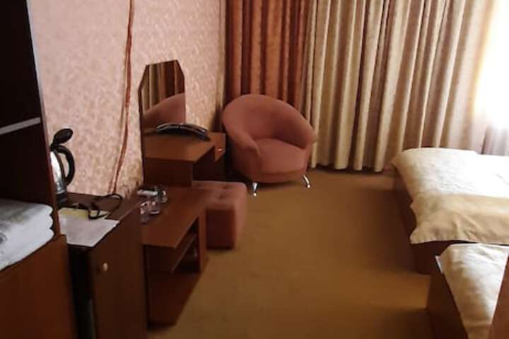 Room 8 of 91