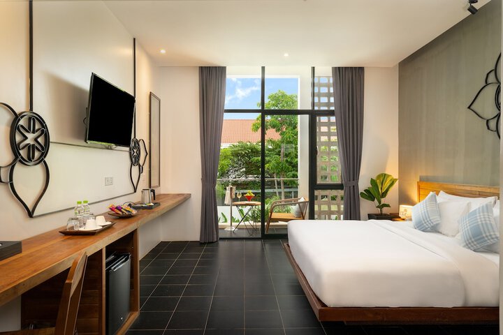 Room 36 of 87