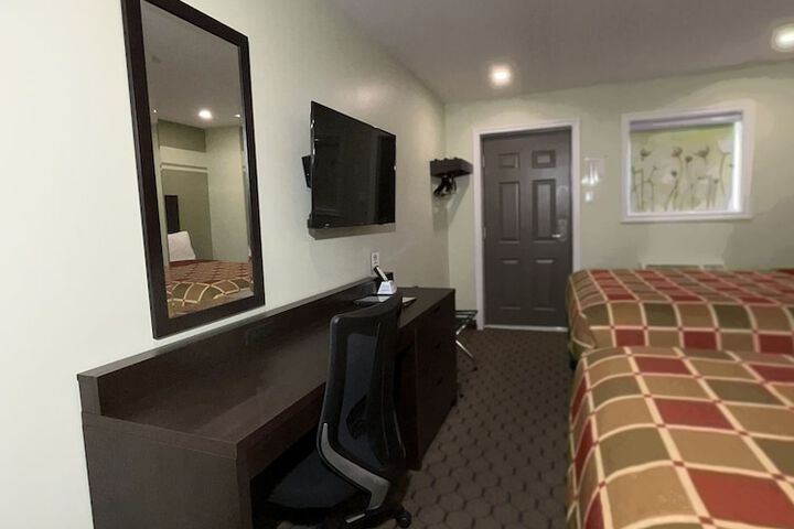 Room 31 of 66