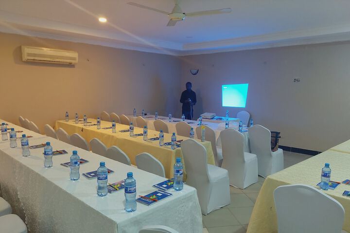 Business Center 46 of 71