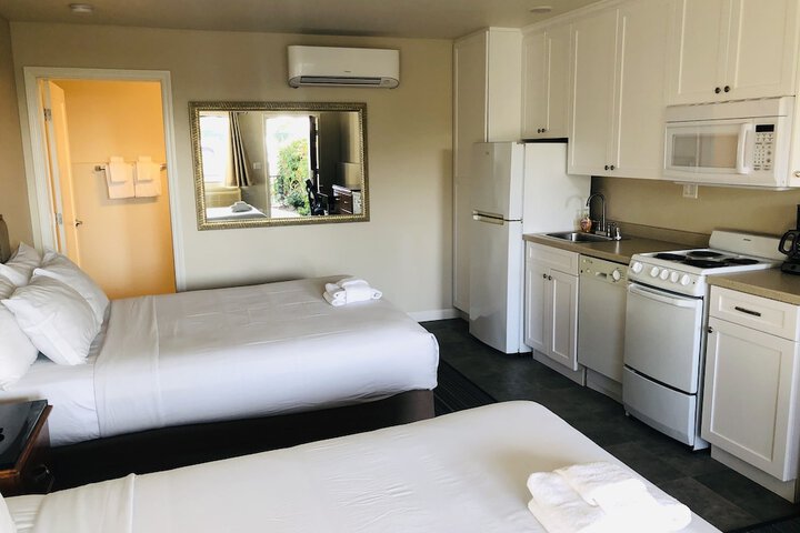 Room 10 of 53