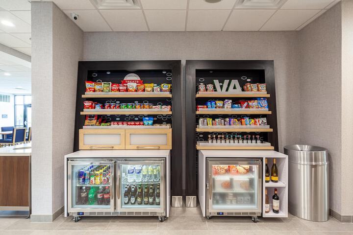 Snack bar
