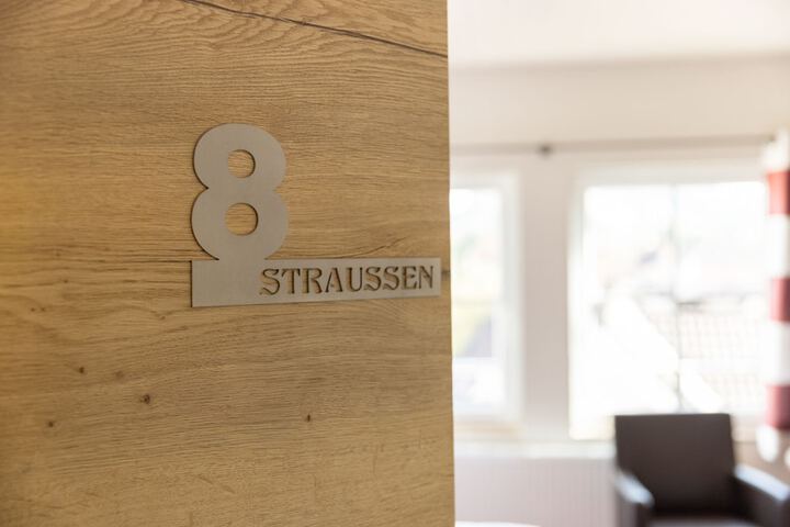 Room 8 of 67