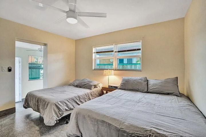 Image of Modern Ocean side Studio 1br 1bath Hollywood Free Parking Bbq