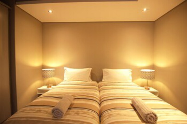 Room 9 of 21