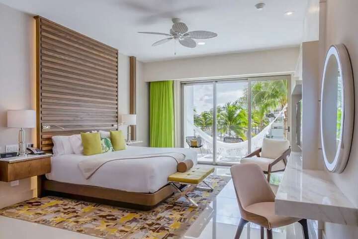 Room 5 of 27