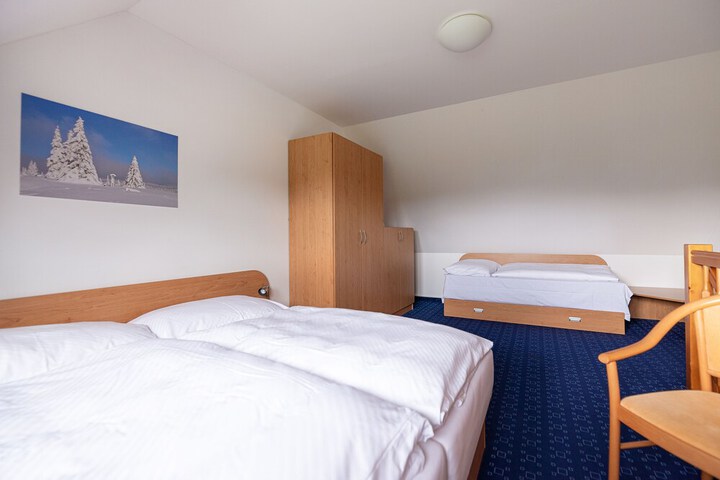 Room 13 of 65