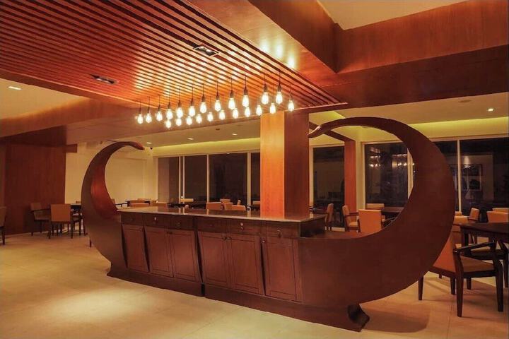 Hotel Interior 4 of 22