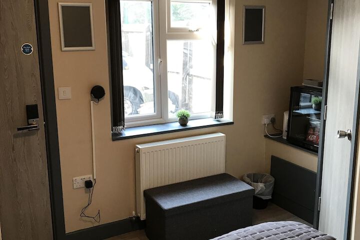 Room 2 of 23
