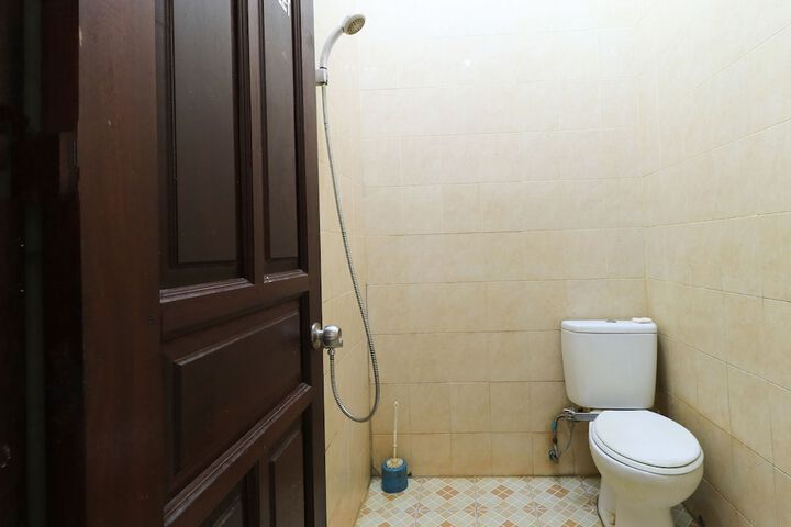 Bath Interior
