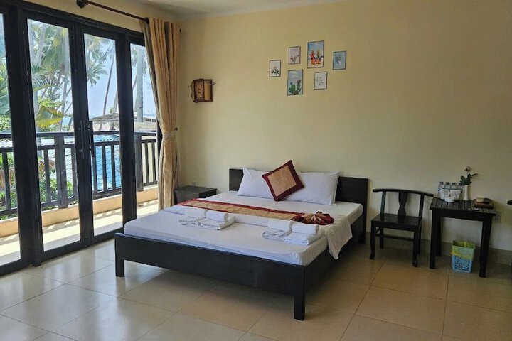 Room 6 of 22