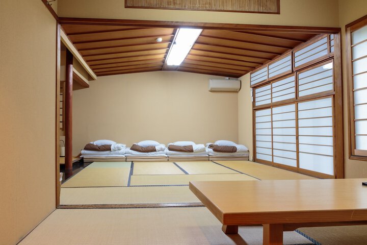 Room 29 of 65