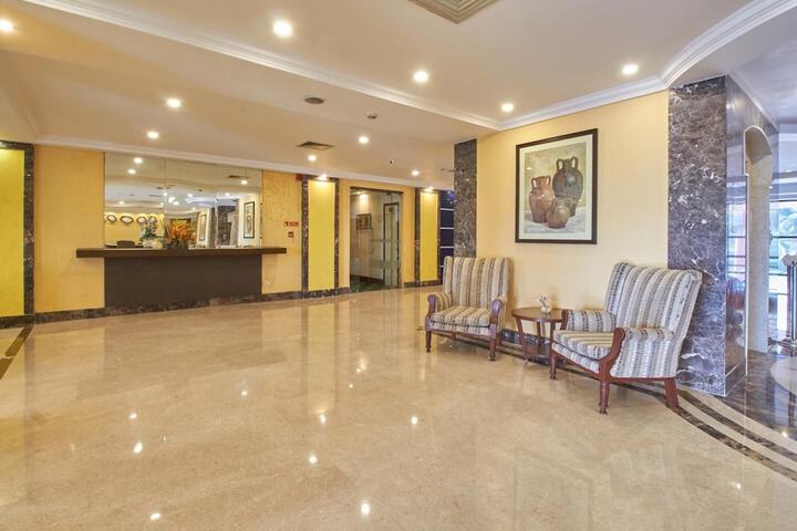 Guest Lobby