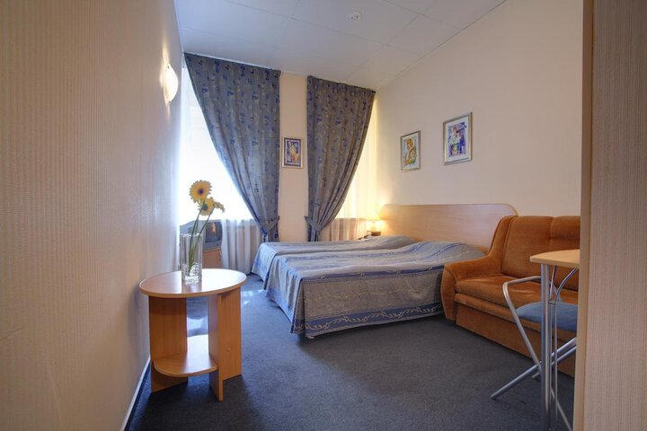 Room 14 of 34