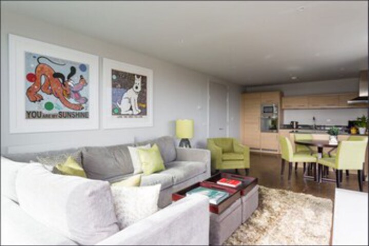 Room 11 of 21