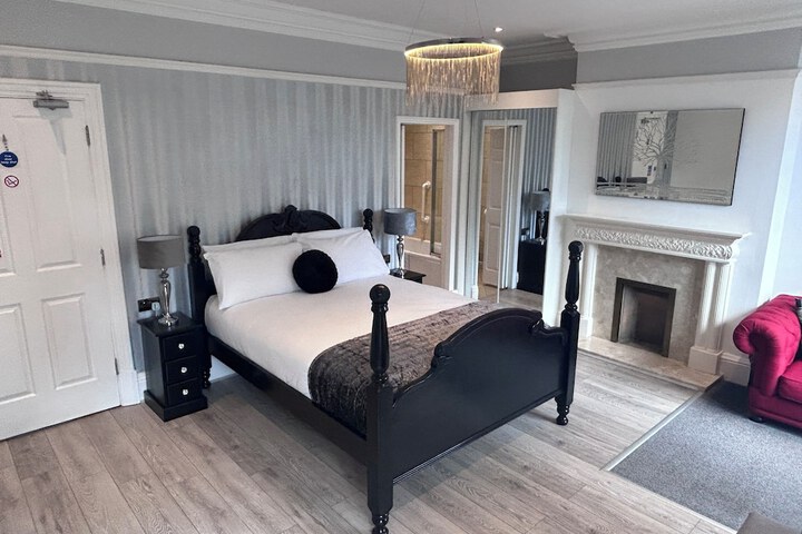 Room 21 of 52