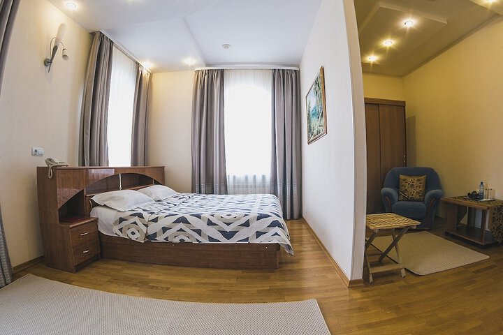 Room 12 of 61