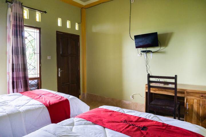 Room 15 of 34