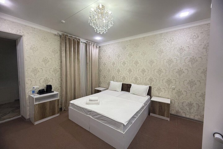 Room 67 of 107