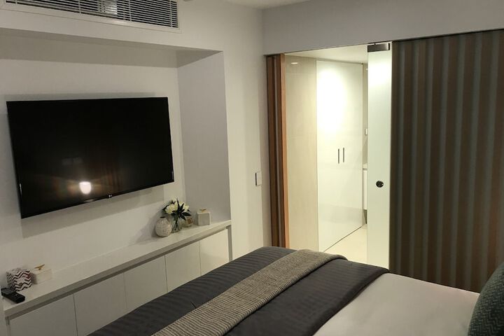 Room 4 of 53