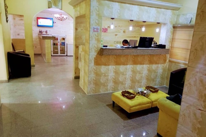 Jaiyes Place Luxury Hotel & Resorts