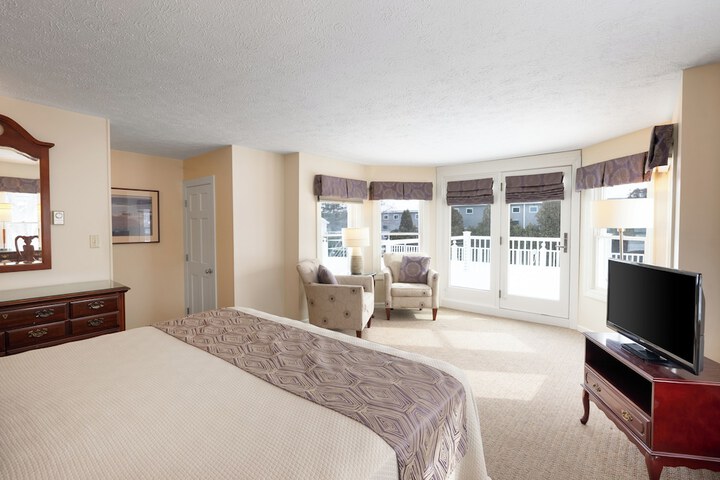 Room 20 of 176