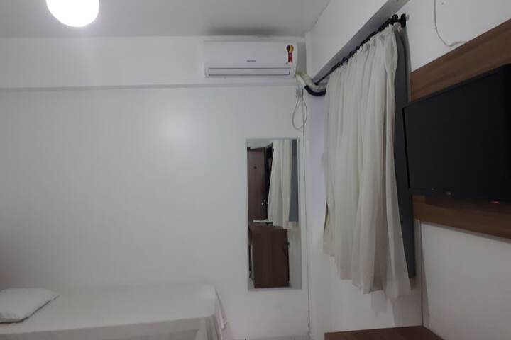 Room 8 of 34